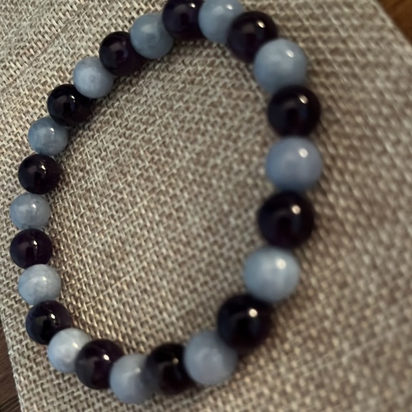 ☮️Purple Crystal Quartz & Blue Malaysian Jade Bracelet - Picture 3 of 5